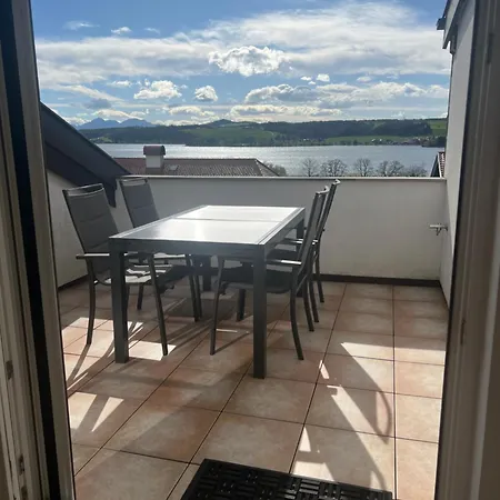 Exklusive Lakeview In Bestlage Mattsee, Beschattbare Dachterrasse Mit Panoramablick Ueber Den Apartamento *