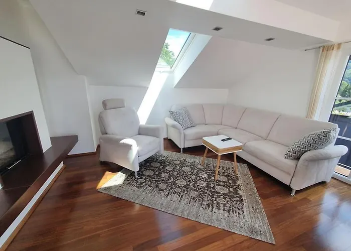 Exklusive Lakeview In Bestlage Mattsee, Beschattbare Dachterrasse Mit Panoramablick Ueber Den Апартаменты