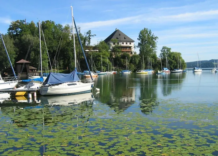Exklusive Lakeview In Bestlage Mattsee, Beschattbare Dachterrasse Mit Panoramablick Ueber Den Матзее